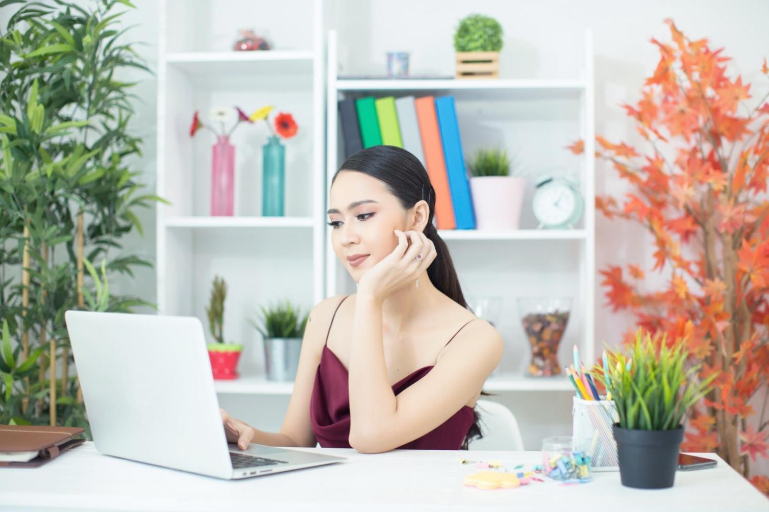 Workshop-Szene mit praxisnahen SEO-Analysen